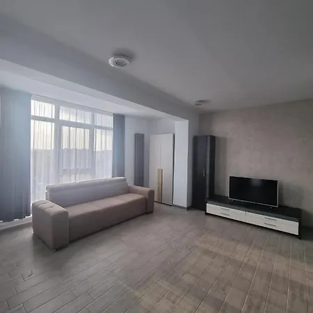 Apartment Azra By Alezzi Beach Resort